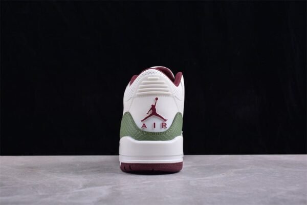 air-jordan-3-retro-year-of-the-dragon-whitegreenred-147325 AIR JORDAN 3 RETRO YEAR OF THE DRAGON WHITE/GREEN/RED