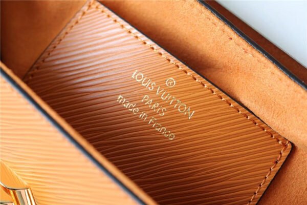 LV Twist MM Epi Gold Miel Brown For Women, Women¡¯s Bags, Shoulder And Crossbody Bags 9.1in/23cm LV M59686