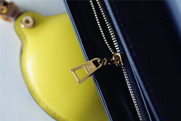 b2f93b9d LV Twist MM Epi Black For Women, Shoulder And Crossbody Bags 7.5in/19cm LV M20680