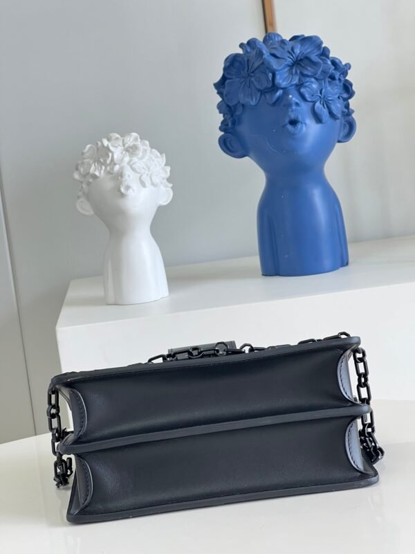 LV Limited Dauphine MM Bags By Nicolas Ghesqui¨¨re With Monogram Lace Black For Women 25cm LV