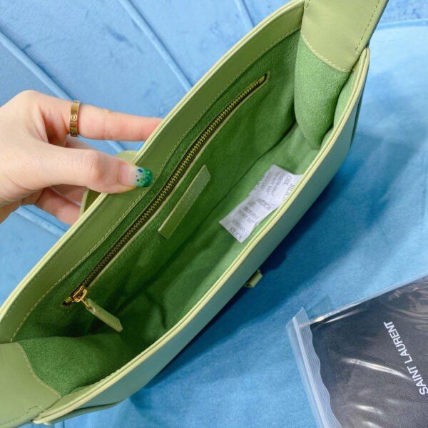 YSSL Le 5 ¨¤ 7 Hobo Bag In Smooth Light Green For Women 9in/23cm YSL 6572282R20W3316