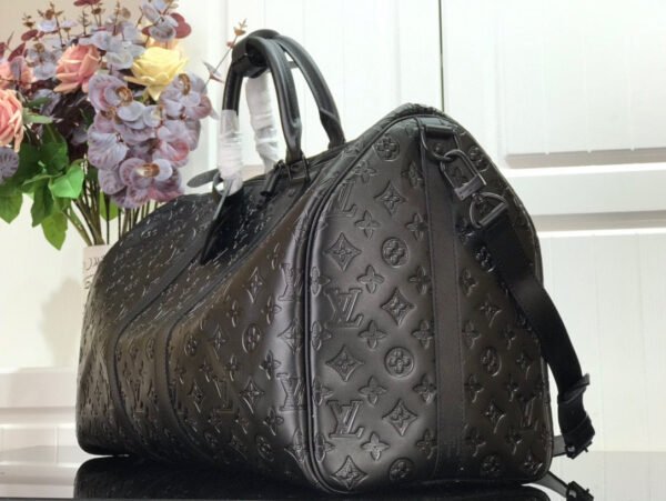 LV Keepall Bandouli¨¨re 50 Monogram Shadow For Men, Travel Bags 19.7in/50cm LV M44810