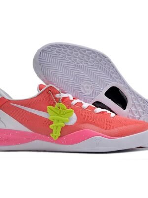 NIKE KOBE 8 x HOLIDAY SPIRIT