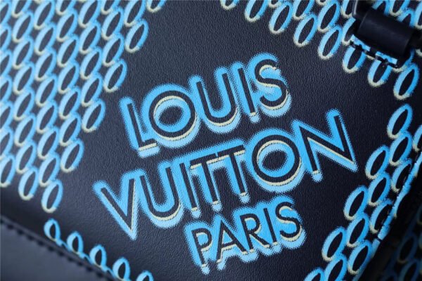 LV Racer Damier Spray Blue For Men, Backpacks 16in/41cm LV?