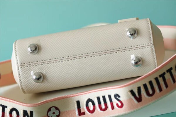 bcc9c7d2 LV Cluny Mini Epi Quartz For Women, Shoulder And Crossbody Bags 20cm/7.9in LV M58928