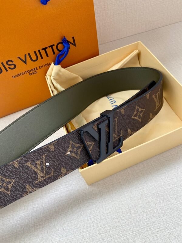Luxury  LUV  BELTS 020