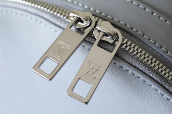 bf97e126 LV New Backpack 43cm Grey