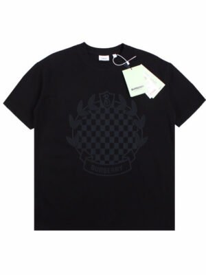 Burberry T-shirt with Checkered Crest