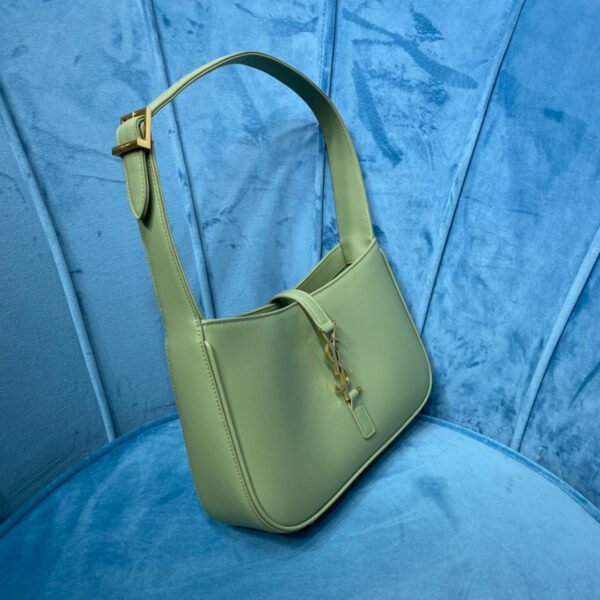 YSSL Le 5 ¨¤ 7 Hobo Bag In Smooth Light Green For Women 9in/23cm YSL 6572282R20W3316