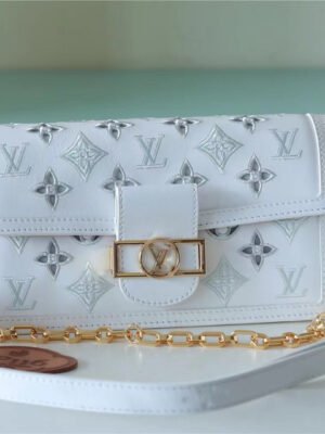 LV Dauphine East West Monogram White For Women,  Shoulder and Crossbody Bags 9.6in/24.5cm LV M20739