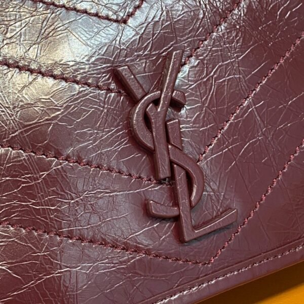 c4ec14bb YSSL Niki Wallets On Chain Burgundy For Women 7.5in/19cm