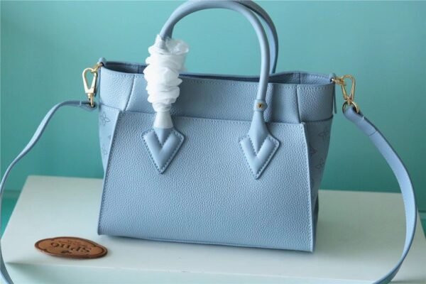 c6f1aff5 LV On My Side PM Mahina Bleu Nuage Blue For Women, Shoulder And Crossbody Bags 25cm/9.8in LV M59432