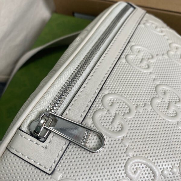 gg Embossed Belt Bag White gg Embossed For Men? 9.1in/23cm gg 658582 1W3CN 9022