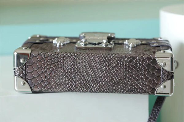 LV Petite Malle High Shiny Alligator By Nicolas Ghesquiere Silver For Women,  Shoulder And Crossbody Bags 7.9in/20cm LV?