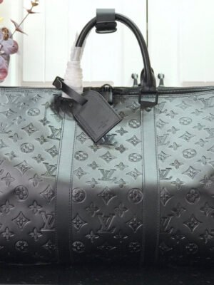 LV Keepall Bandouli¨¨re 50 Monogram Shadow For Men, Travel Bags 19.7in/50cm LV M44810