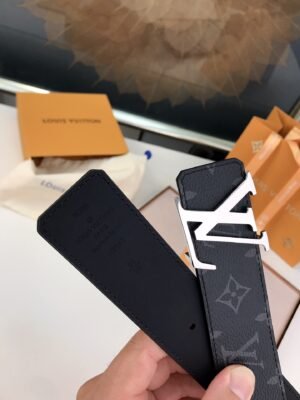 Luxury  LUV  BELTS 002