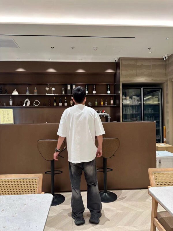 d17ab7c7 Balenciaga T-Shirt - Berlin Graphic