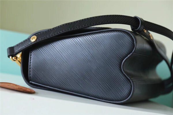 LV Twist MM Epi Black For Women, Women¡¯s Bags, Shoulder And Crossbody Bags 9.1in/23cm LV M59887
