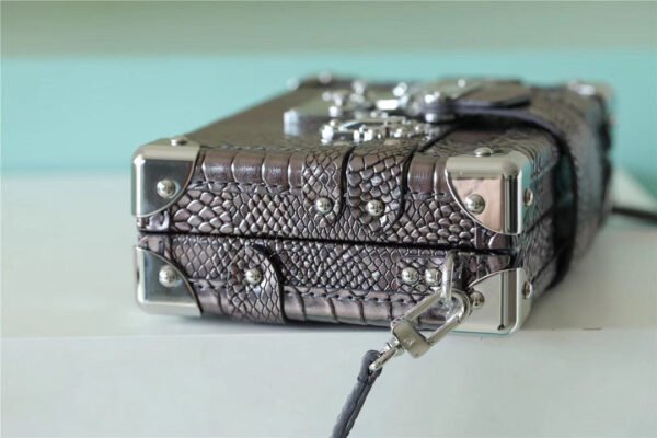 LV Petite Malle High Shiny Alligator By Nicolas Ghesquiere Silver For Women,  Shoulder And Crossbody Bags 7.9in/20cm LV?