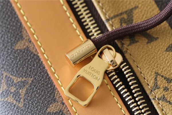 d9189e66 LV Randonee Messenger Monogram Stripes Brown For Men, Bags, Shoulder And Crossbody Bags 10.4in/26cm LV M45968