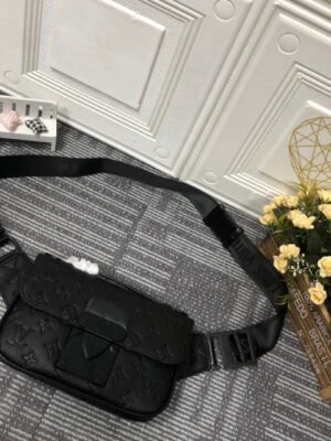 LV S Lock Sling Bag Black For Men, Bags 8.3in/21cm LV M58487