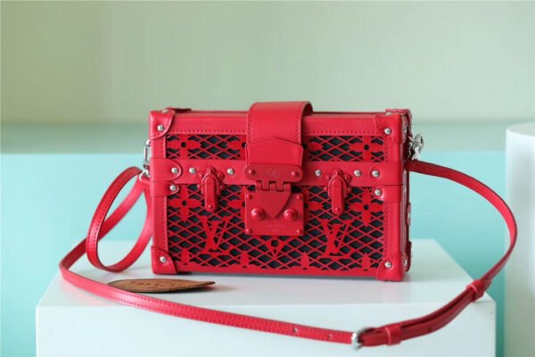 LV Petite Malle Monogram Red For Women, Women¡¯s Handbags, Shoulder And Crossbody Bags 7.9in/20cm LV?