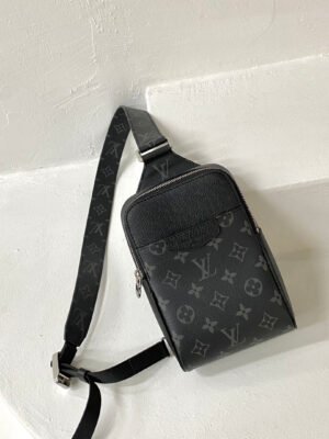 LV Outdoor Slingbag Taigarama Noir Black For Men, Bags, Crossbody Bags 8.3in/21cm LV M30741