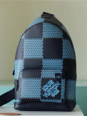 LV Racer Damier Spray Blue For Men, Backpacks 16in/41cm LV?