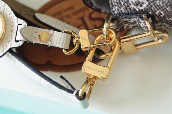 LV Swing Monogram Silver For Women,  Shoulder And Crossbody Bags 24cm/9.4in LV?