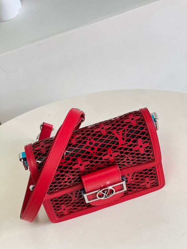 f7601633 LV Limited Dauphine MM Bags By Nicolas Ghesqui¨¨re With Monogram Lace Red For Women 25cm LV