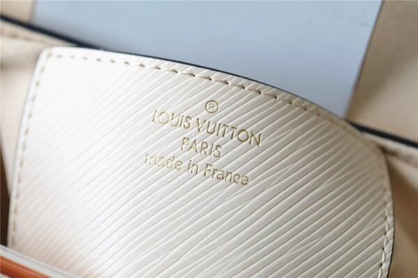 LV Twist MM Epi White For Women, Women¡¯s Bags, Shoulder And Crossbody Bags 9.1in/23cm LV