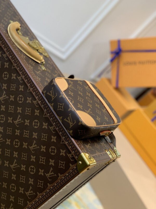 LV Danube Monogram Canvas For Women, Women¡¯s Bags, Shoulder Bags 8.3in/21cm LV M45266