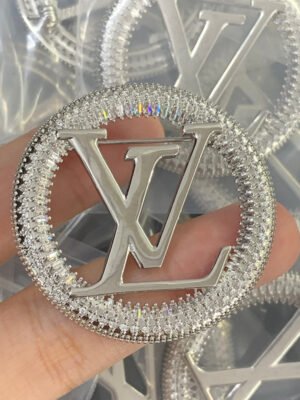 18K Louis Gold Brooch