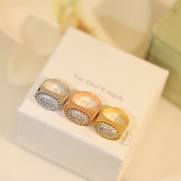 18K Perl¨¦e Diamond Ring