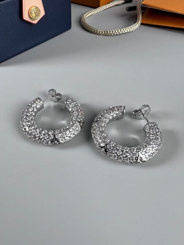18k Louis Circle Diamonds Earrings