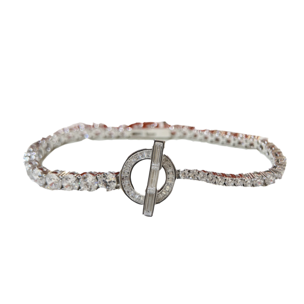 18K Finesse Link Diamond H Bracelet