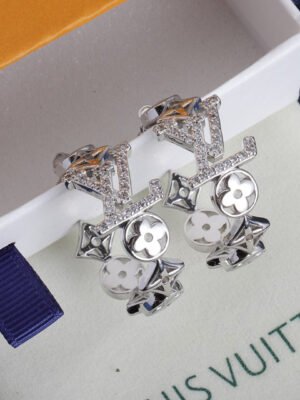 18K Louis Script Diamonds Earrings