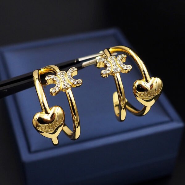 18K Triomphe Heart Earrings