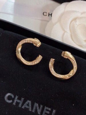 18K CC Half Cirle Diamond Earrings