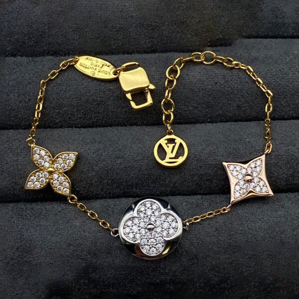 18K Louis Idylle Blossom Monogram Bracelet