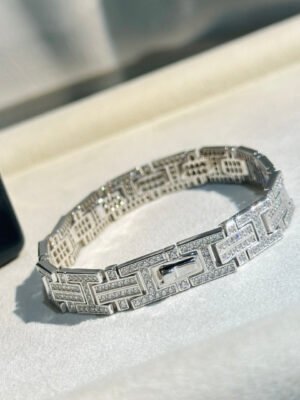18K Diamond Chain H Bracelet