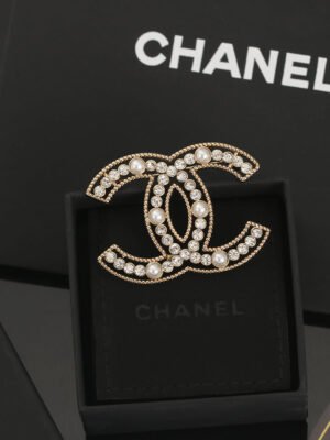 18K CC Pearls Brooch