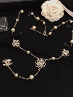 18K CC Flowers Pearl Long Necklace