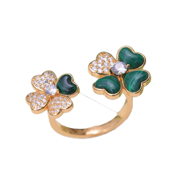 18K Cosmos Between the Finger Diamond Ring