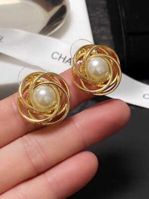 18K CC Pearl Earrings