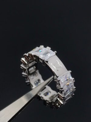 18K Louis Crystals Ring