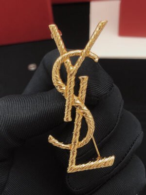 18K Saint Gold Brooch