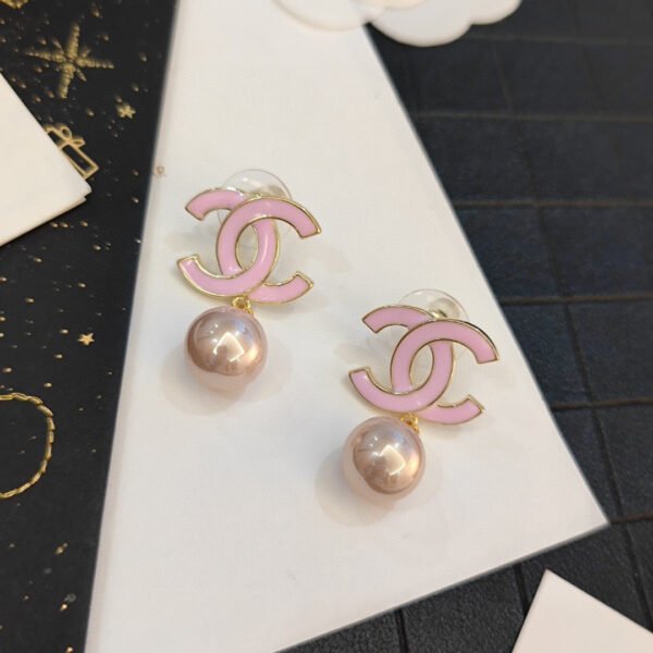 18K CC Pink Pearls Earrings