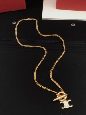 18K Triomphe Coeur Necklace