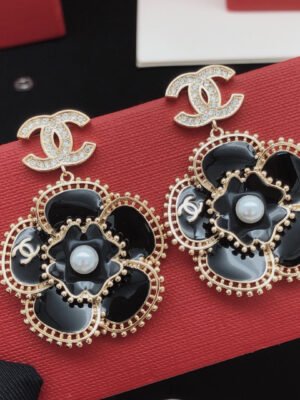 18K CC Camellia Diamond Earrings